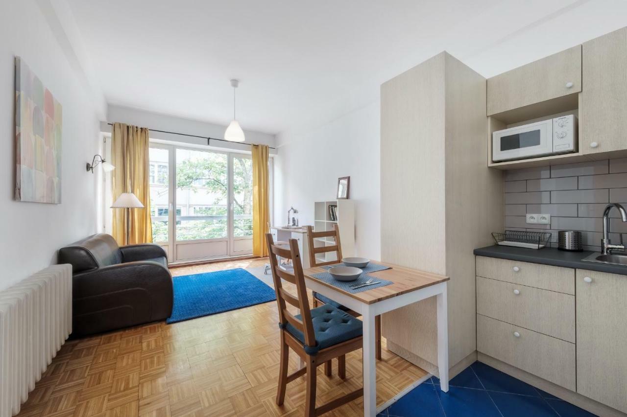Friends Avenue Apartment Varşovia Exterior foto